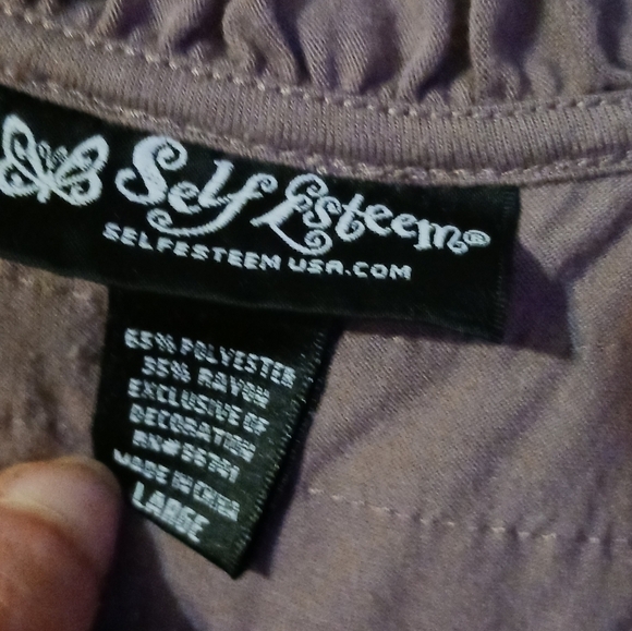 Cute Self Esteem tank with bow in back/Sz L - Picture 3 of 4